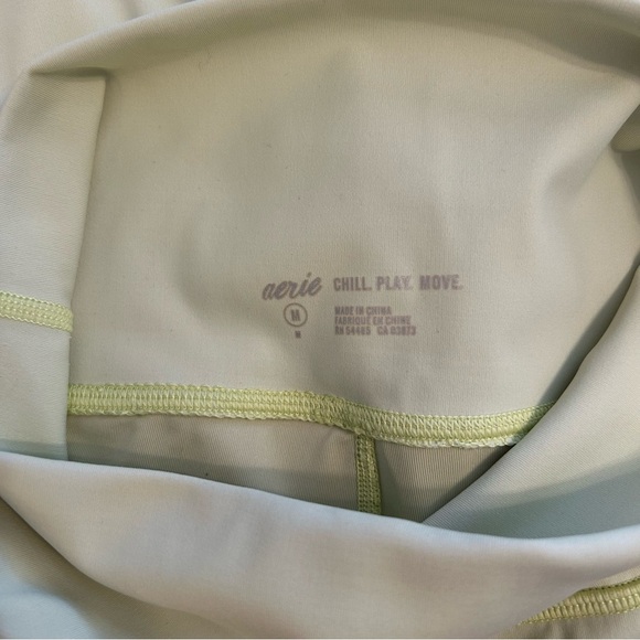 Aerie Chill. Play. Move. Citron Yellow Women’s Biker Mesh Shorts, Size Medium - Picture 7 of 8